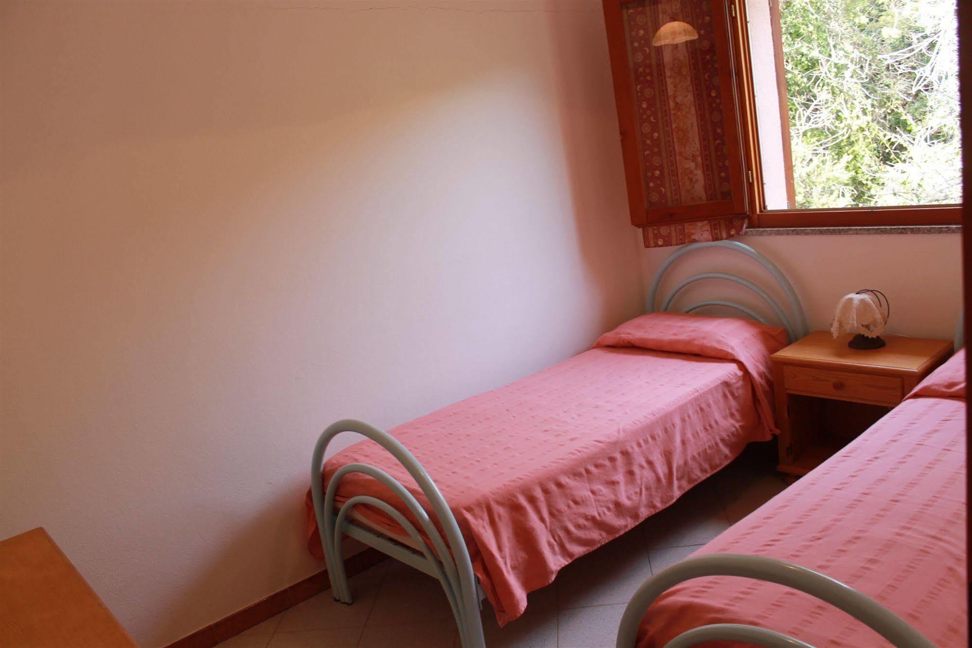 Rena Garden Apartments 圣特雷莎加卢拉 外观 照片